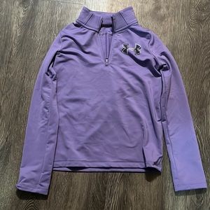 Girls Under Armour Cold gear, loose fitting, size YSM